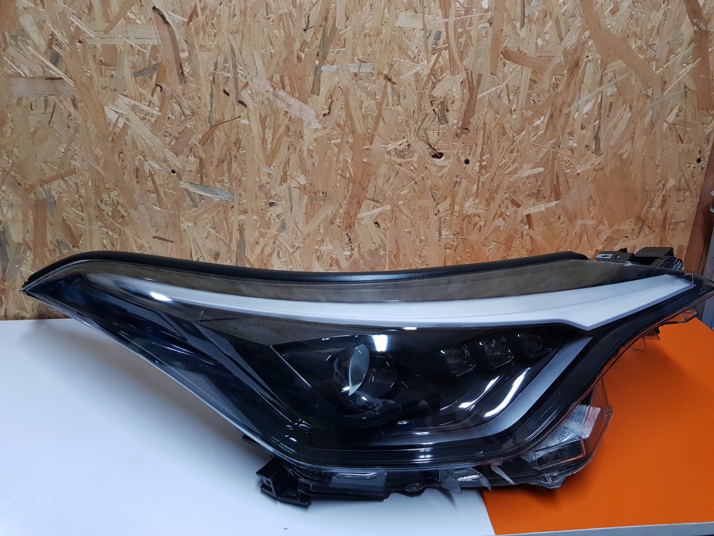 фото №1, Лампа права правий перед передня toyota c-hr lift