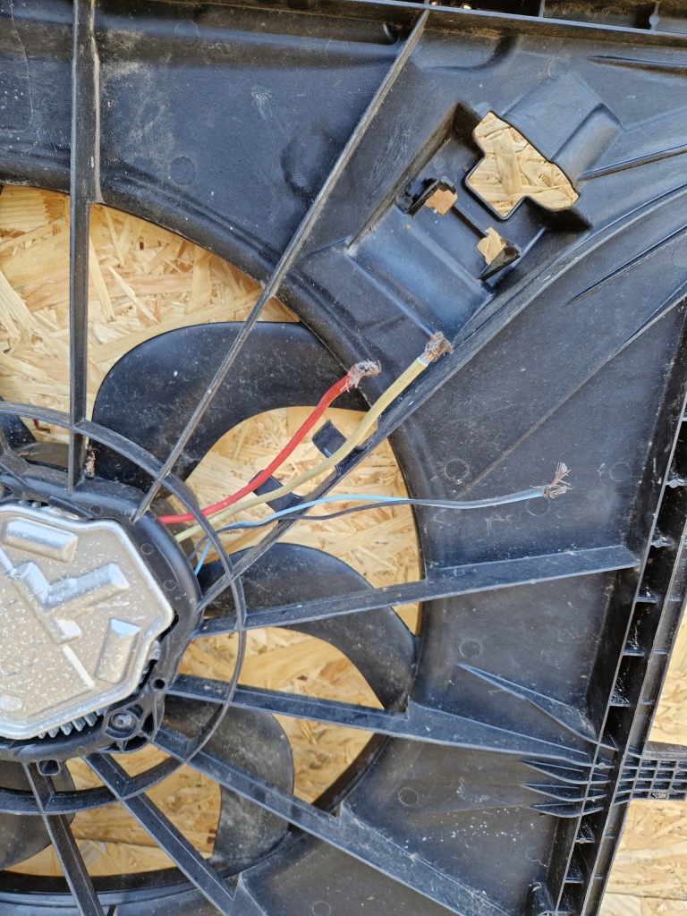 Вентилятор радиатора mercedes vito v klasa 447 Недорого