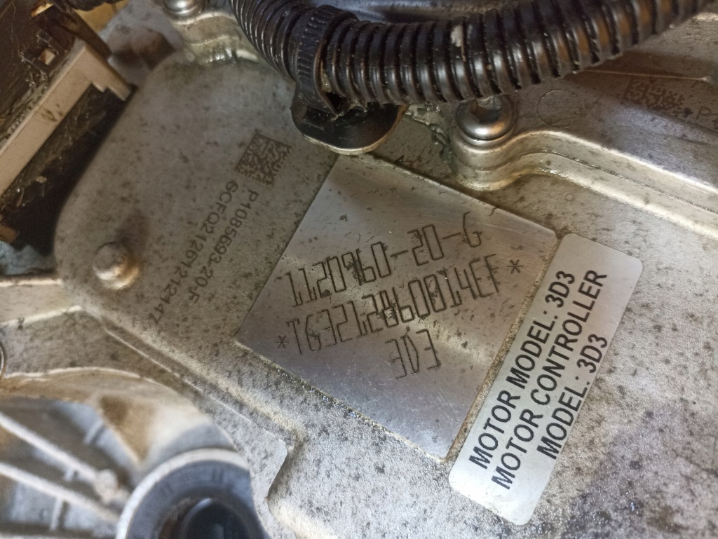 Tesla model 3 двигун електричний перед 1120960-10-g Зі Шроту