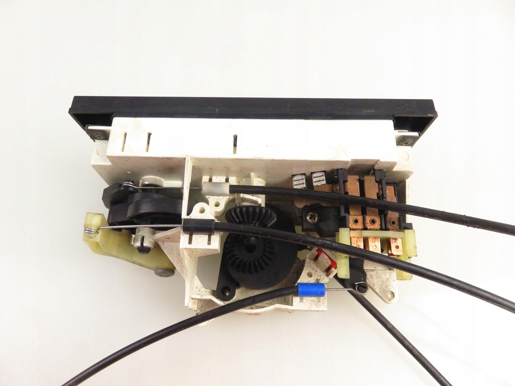 фото №6, Панель обдув audi 80 b4 8a1819073