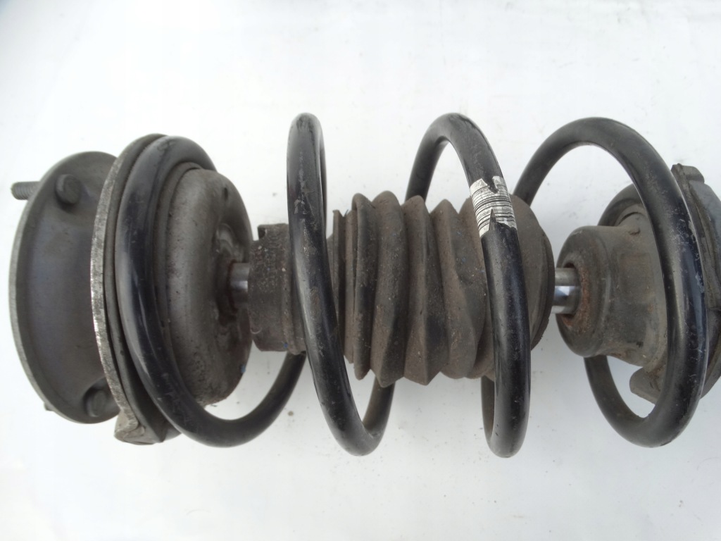 Амортизатор левый правый перед передний 6796155 bmw e93 Доставка