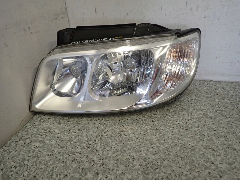 фото №1, Hyundai matrix 05-07 лампа przedia ліва