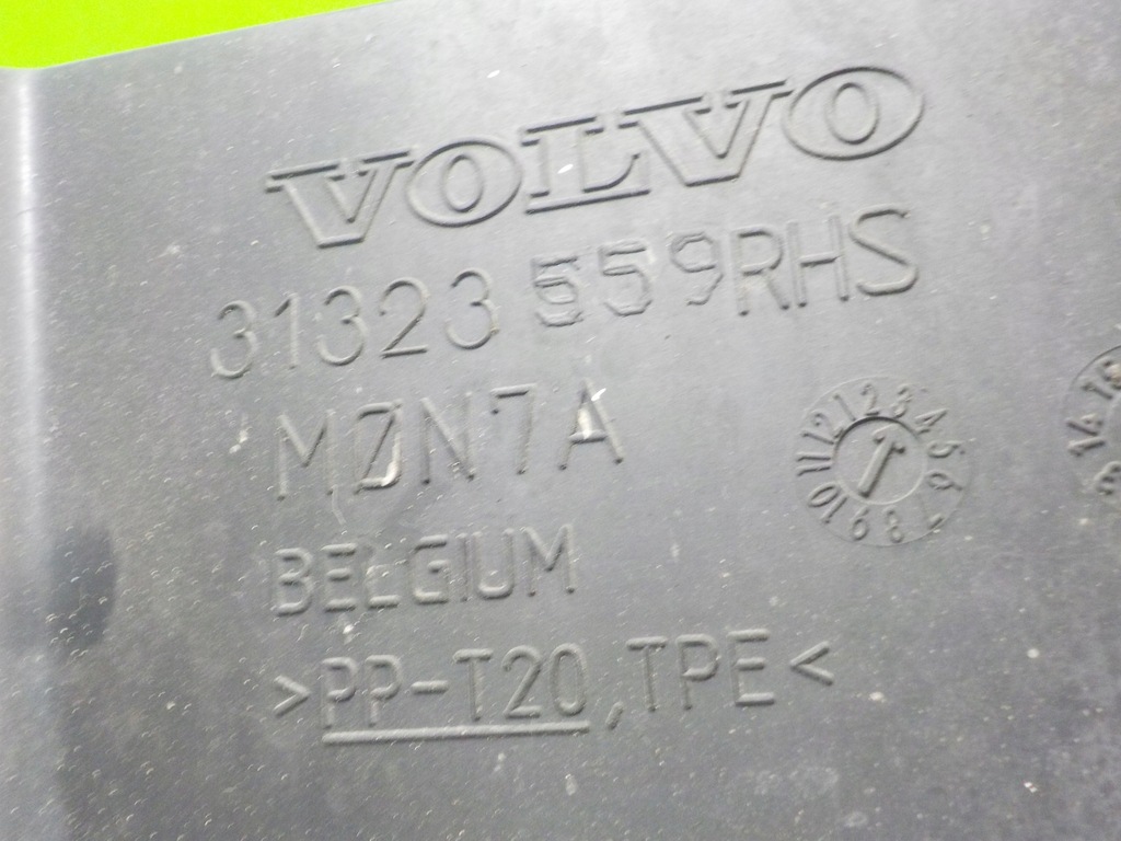 фото №4, Volvo s60 ii v60 i 1.6 b 13r повітропровід повітря права перед 31323559