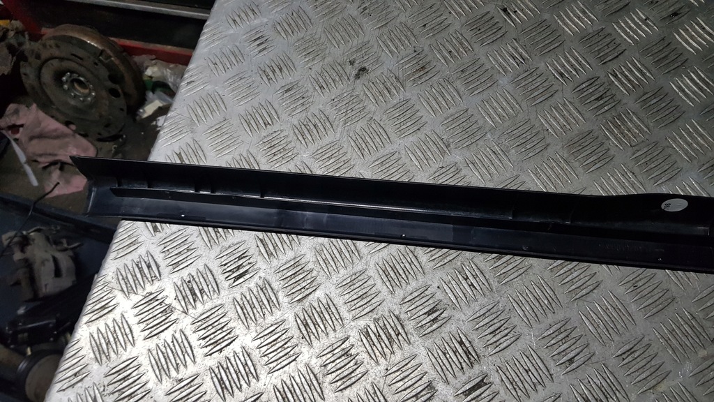 фото №9, Mercedes w203 молдинг порог левая правая coupe