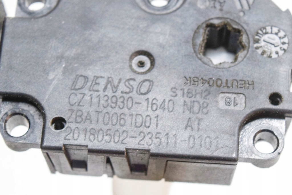 фото №6, Audi a6 allroad c7 привод крышки вентилятор отопления cz113930 zbat0061d01