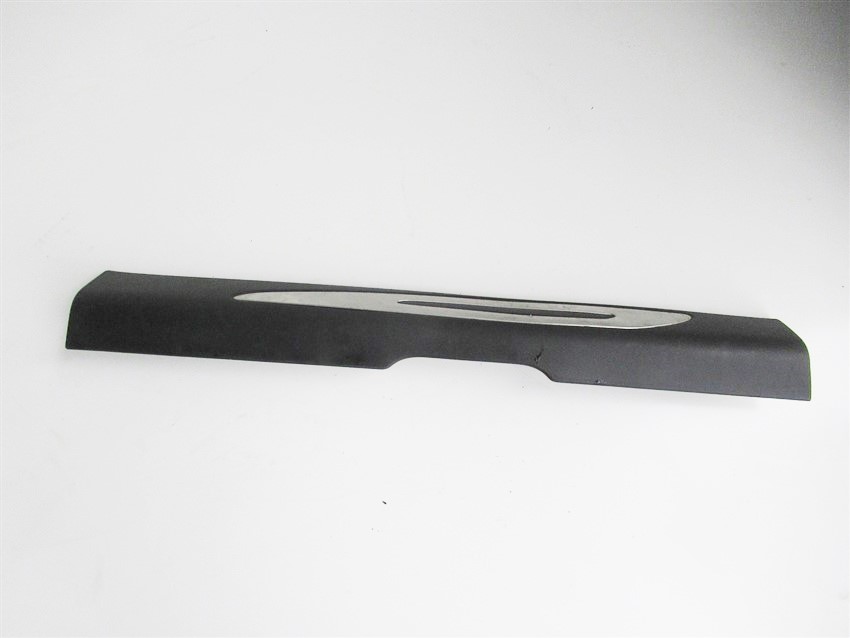 Купить Молдинг порог правый  citroen ds3 2010-2016 год