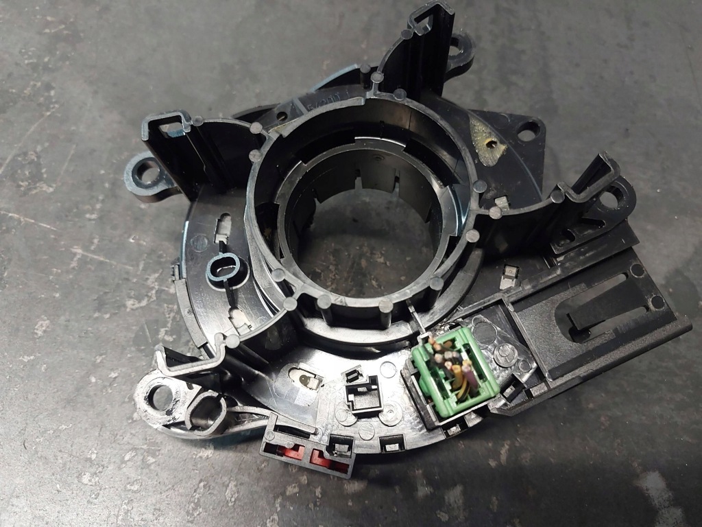 Лента / кольцо скользящий подушка безопасности bmw 3 e46 83774889q 83764439i с Разборки