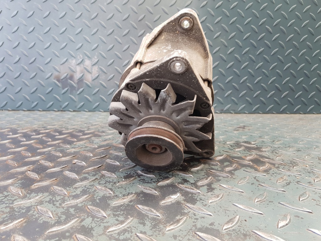 Генератор bosch bmw e30 316i 318i m40 Киев