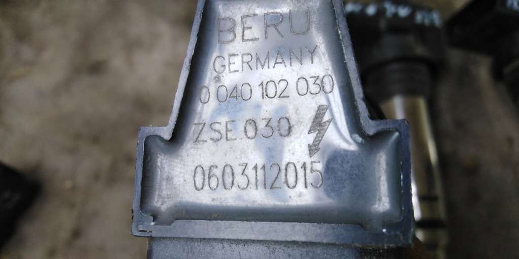 фото №4, Vw passat b6 golf катушка катушки зажигания 1,6 fsi компьютер