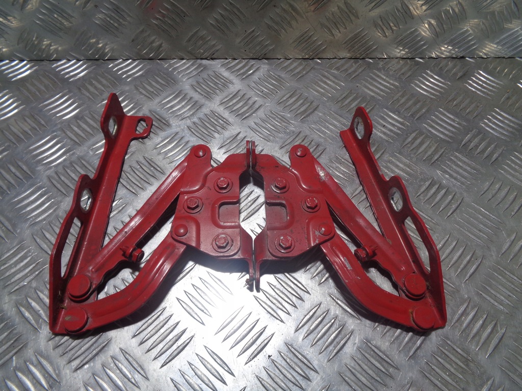 фото №1, Opel corsa e петли капот красные