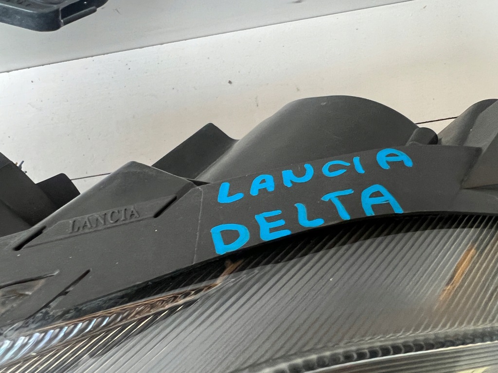 фото №9, Лампа передня ліва lancia delta iii лінза led