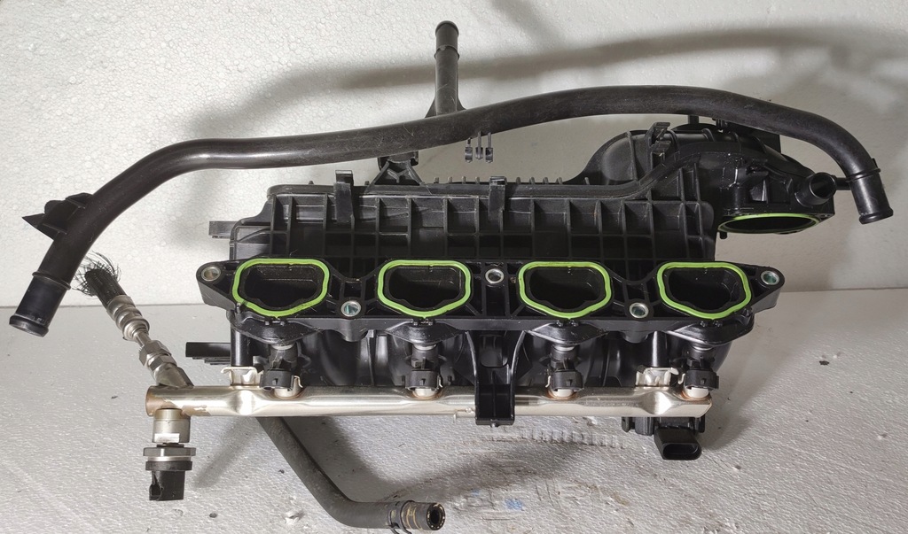 фото №1, Колектор всмоктуючий трубка 1.4 tgi tsi golf seat audi