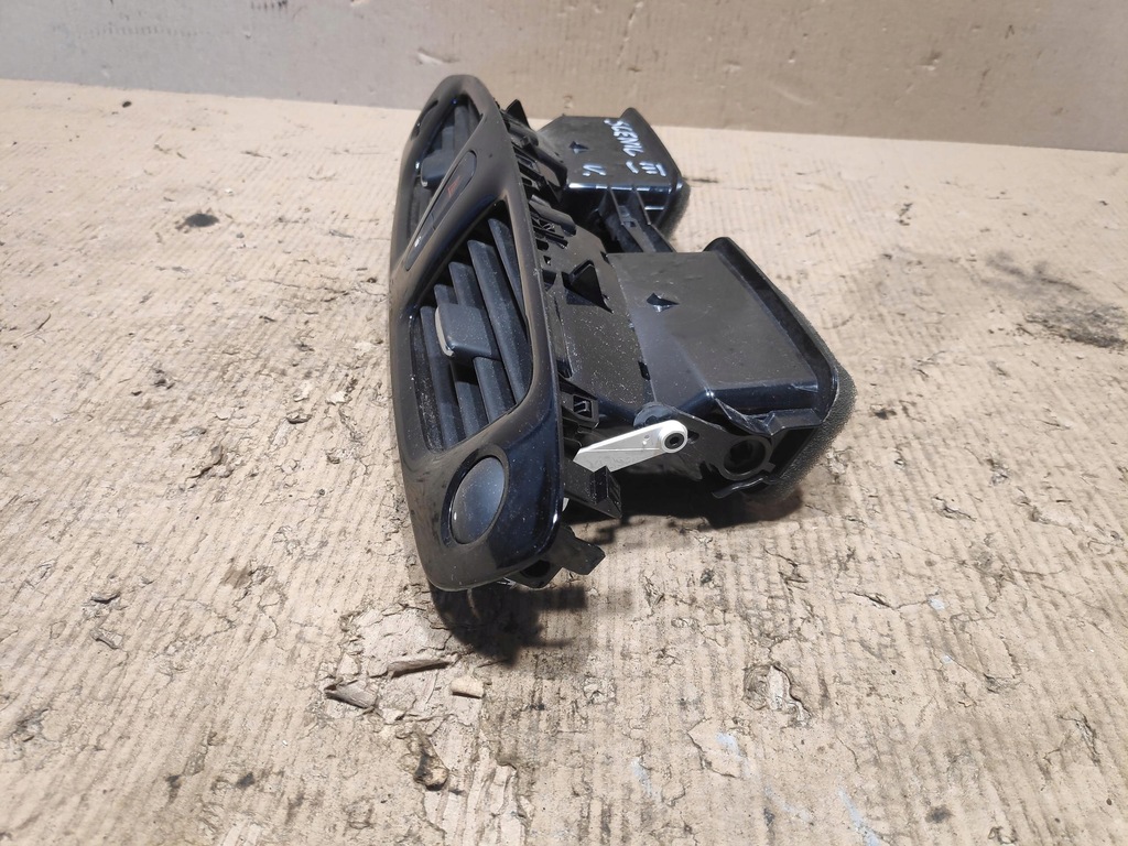 фото №7, Решётка обдув средняя renault scenic iii 682600031r