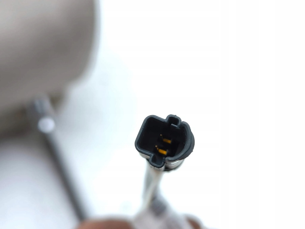 фото №8, Bmw 5 f10 f11 2013 права сторона підголівник сидіння передній