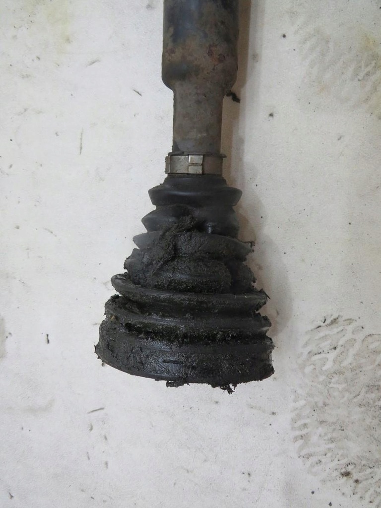 фото №3, Приводной вал правая перед prius 3 iii dw11r