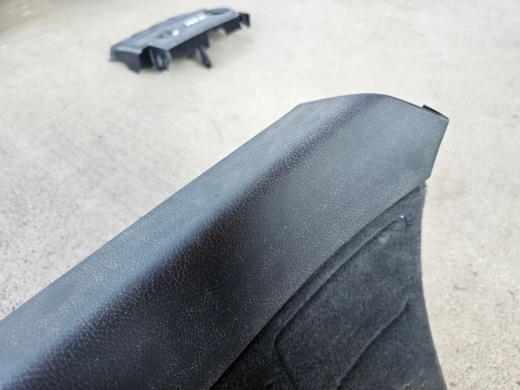 фото №7, Audi a4 b7 kombi обшивка оббивка кришки задній задня 8e9867979b