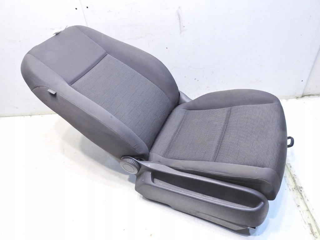 фото №9, Сиденье правый перед vw golf v plus 1k4881106fr