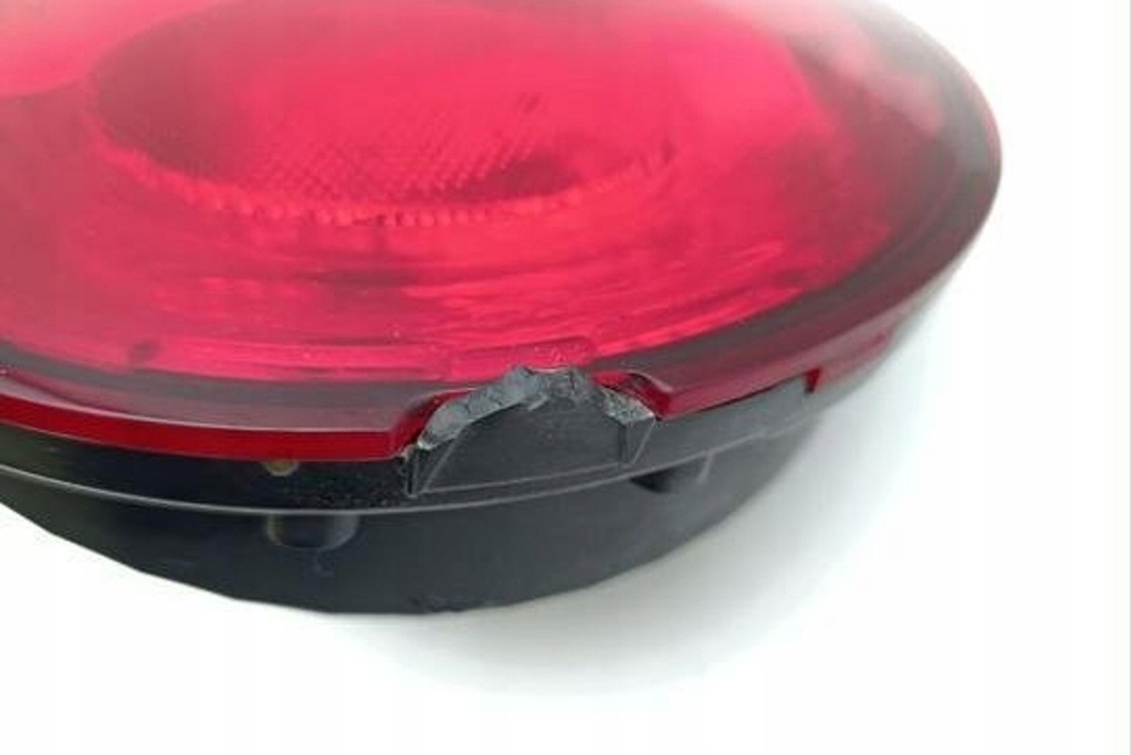 фото №13, Лампа права задня chevrolet corvette c6 10440716 бензиновий 298kw 2005