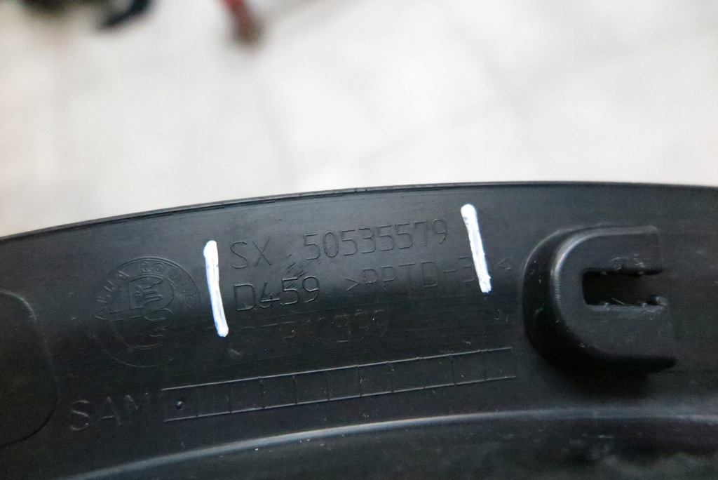 фото №12, Молдинг защита накладка крыла перед левый alfa romeo stelvio 50535579