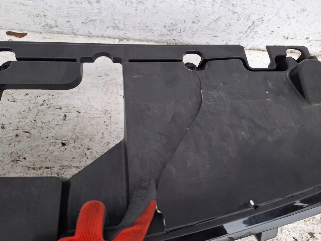 Opel mokka b 2021- решётка радиатора решётка  черная с Разборки