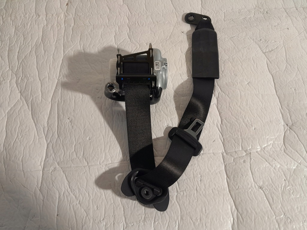 фото №1, Bmw x7 g07 40i pas безопасности 2 rzędu сидений правый 7941654 4197178