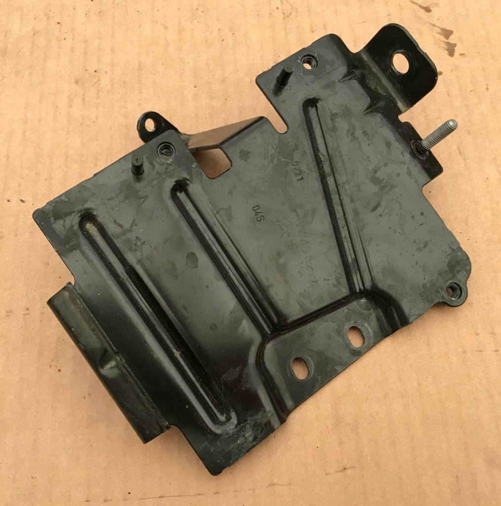 фото №1, Audi a6 c8 4k основа акумулятор 4k1915514