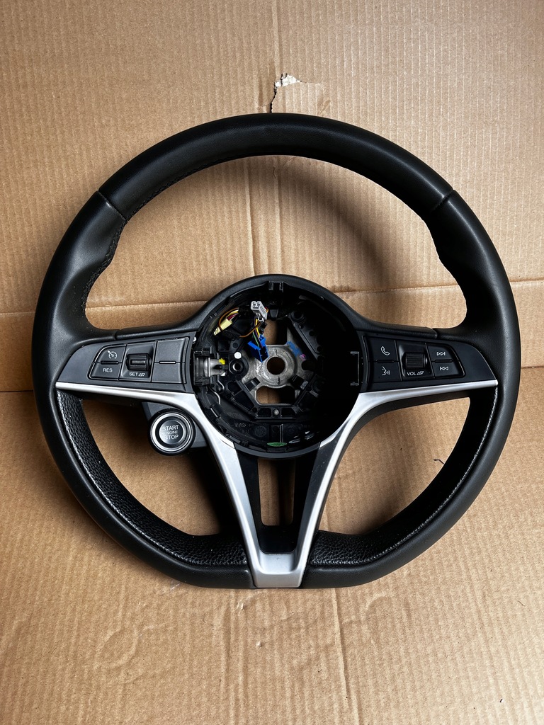 фото №1, 68 alfa romeo stelvio giulia повітропровід шкіра