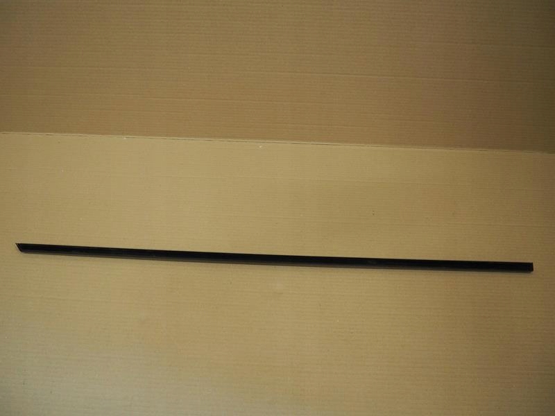 фото №4, Молдинг уплотнитель дверь левый перед mini r50