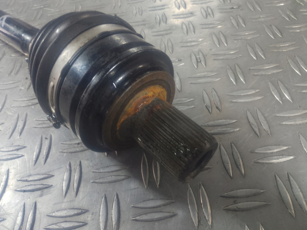 Mercedes gle w167 19- приводной вал перед передняя правая 2.0 cdi в Украине