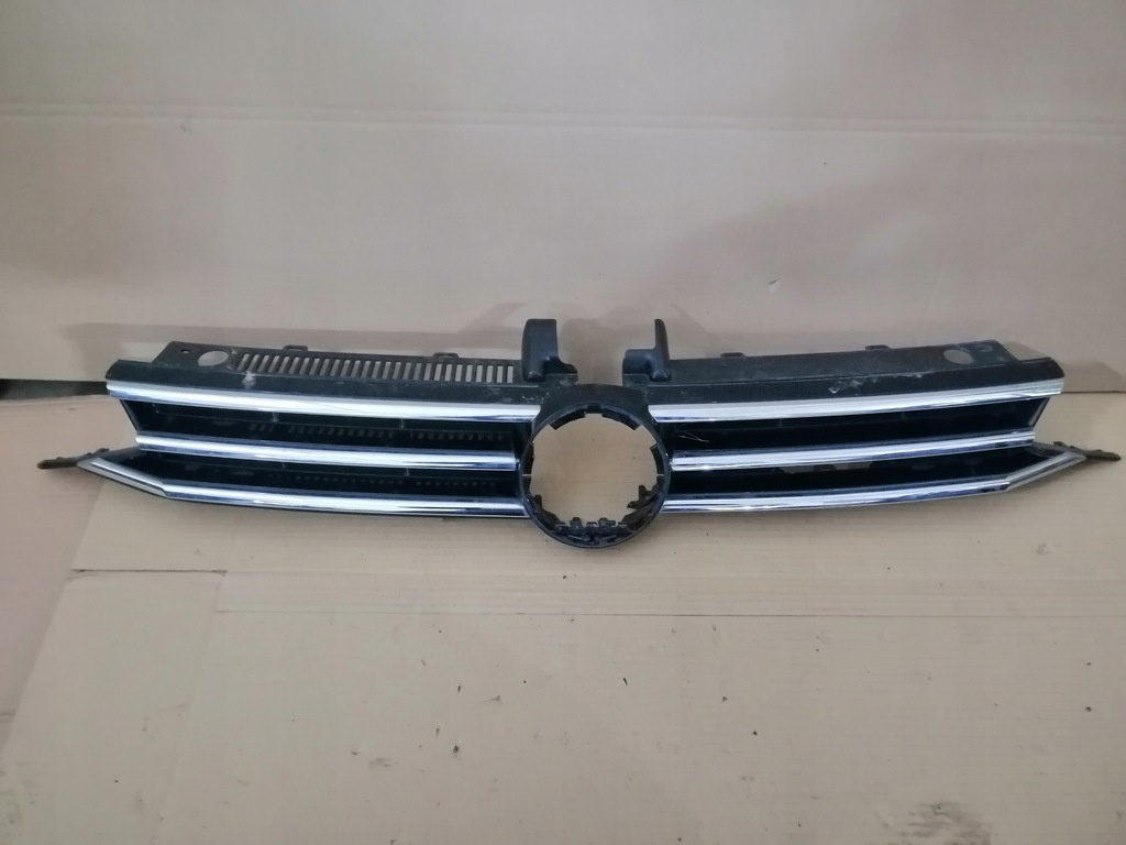 фото №1, Решітка радіатора решітка радіатора vw touran ii 5ta853653b