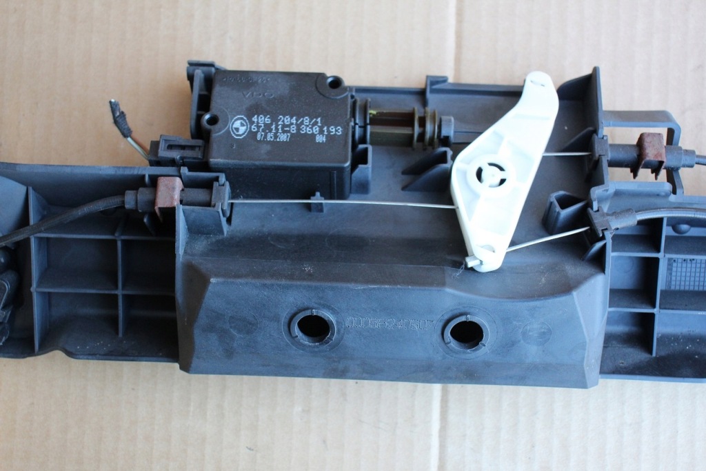 Механізм замок кришки багажника bmw e93 кабріолет  комплекти 7129214 Зі Шроту