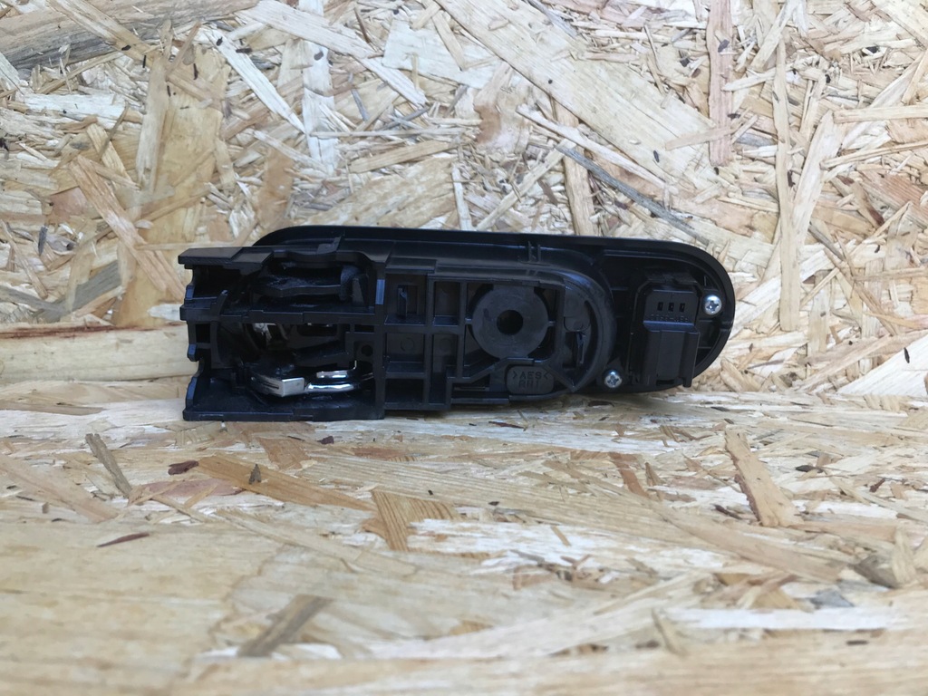 фото №2, Ручка внутренняя правый перед mazda cx7 cx-7