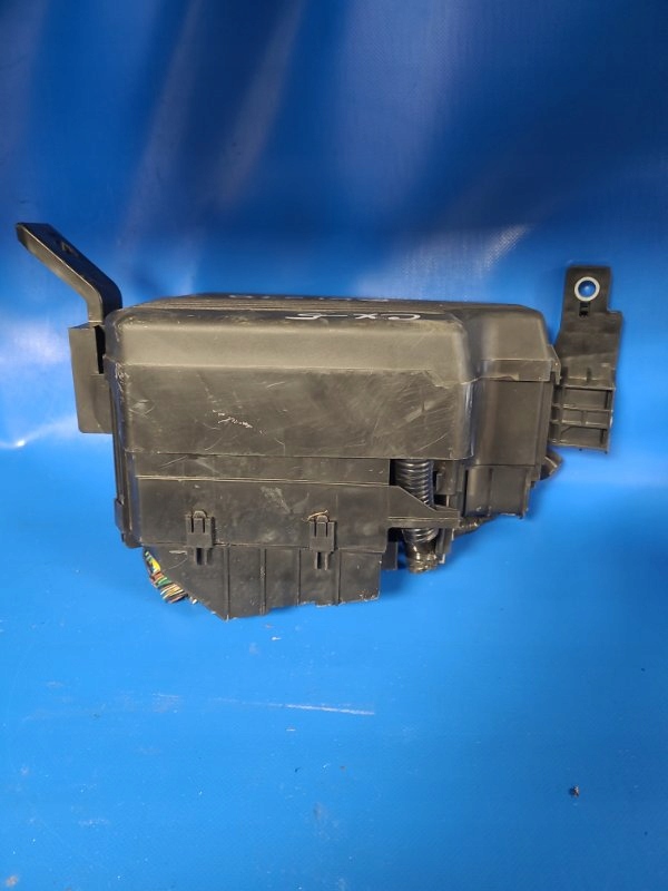 Блок запобіжників mazda cx-5 11-17-kd45-66-760a в Україні