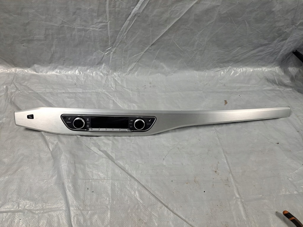 фото №1, Молдинг dekor панели audi a4 b9 s-line 8w1853190