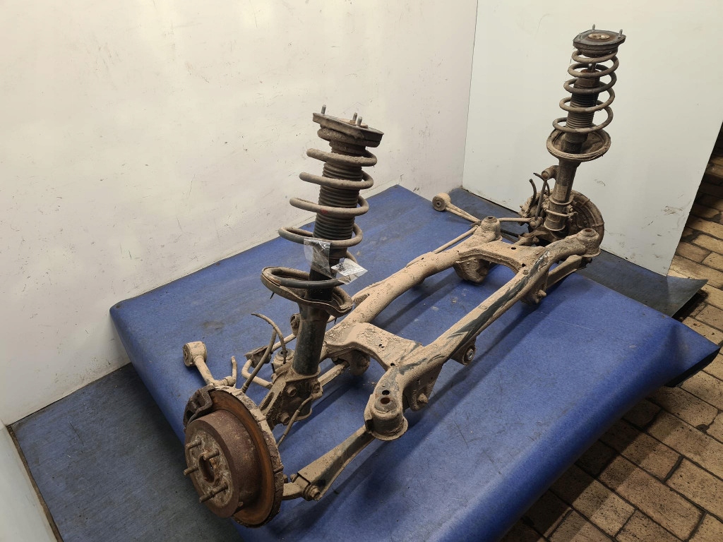 Kia sportage ii рестайлинг  4x4 балка подвеска задний в Украине