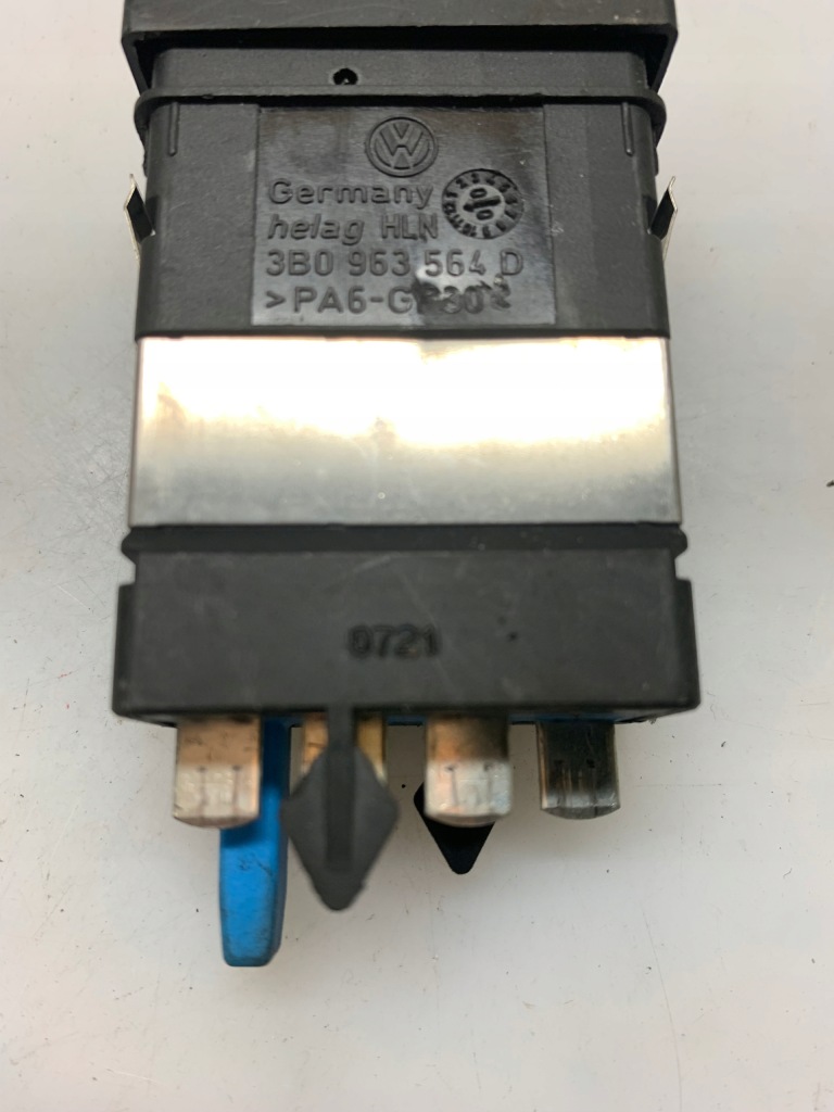 фото №4, Переключатель подогрев сидений vag