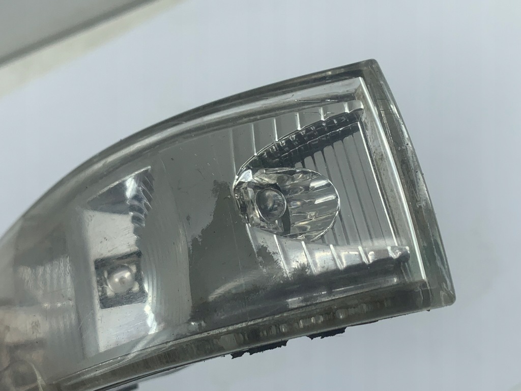 фото №8, Mercedes w251 поворотник зеркало левый r-klasa