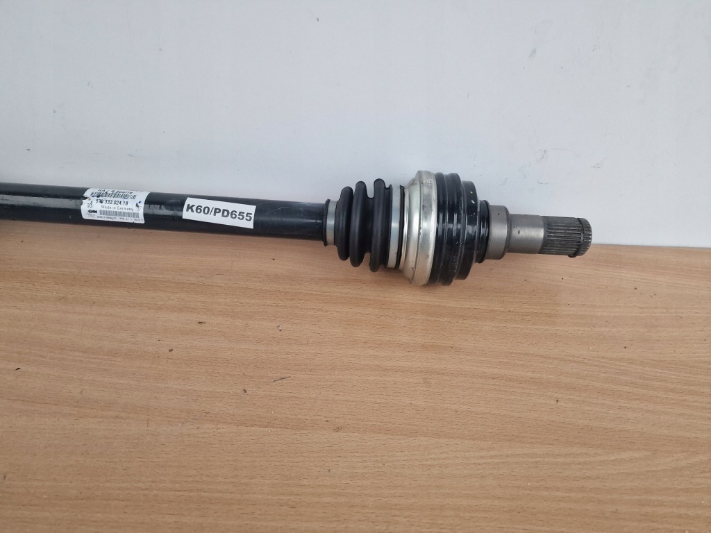 фото №2, Porsche panamera 970 приводной вал правый задняя nowa orginał