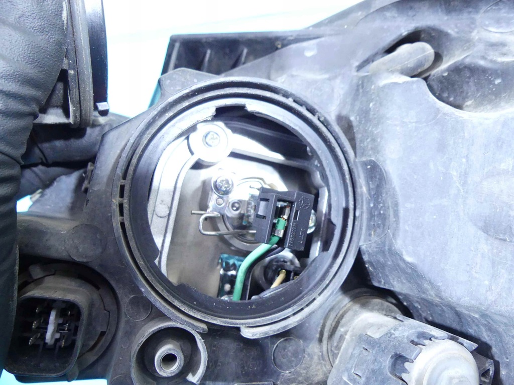 фото №10, Фара правый перед kia ceed i lift 09-12 europa