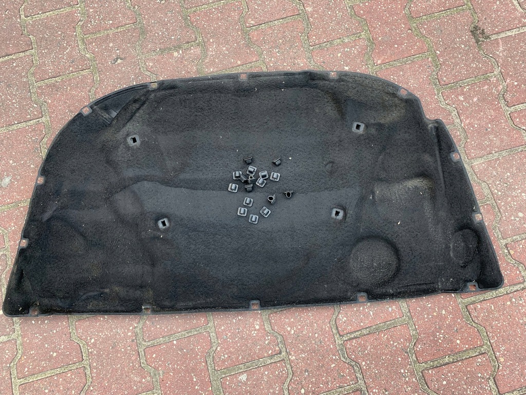 фото №1, Audi a6 c6 шумоизоляция капот клипсы