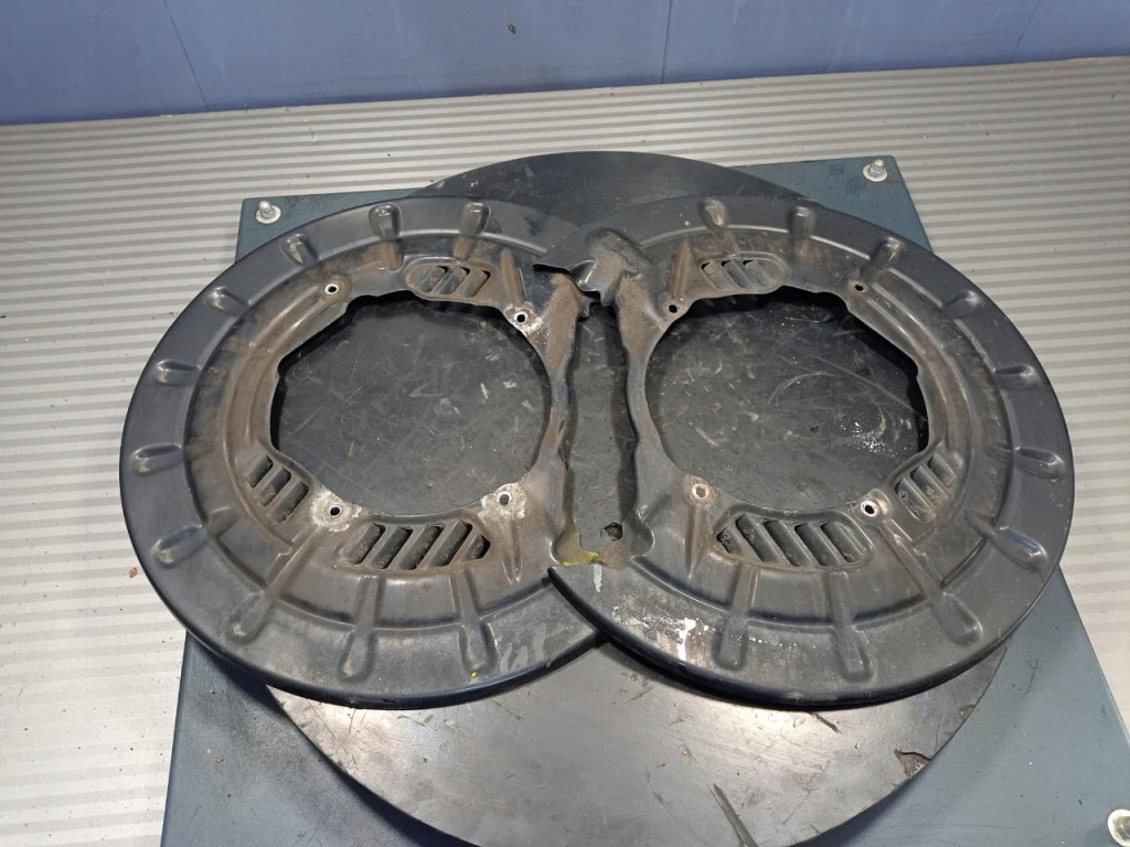 фото №12, Porsche panamera 970 ceramika задняя тормозные диски суппорты kpl