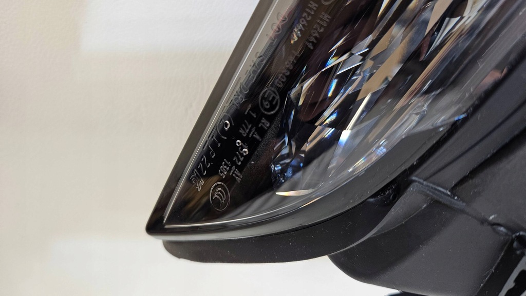 фото №12, Лампа верхний правая перед передняя drl led svarowski bmw 7 g70 9879936-13