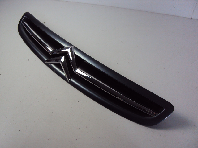 фото №1, Решітка радіатора решітка радіатора citroen xsara picasso fl 2004 -2012