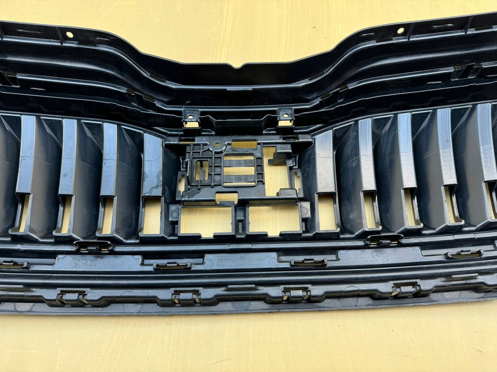 фото №15, Skoda scala 19r- решётка радиатора решётка радиатора бампера перед 657853653a