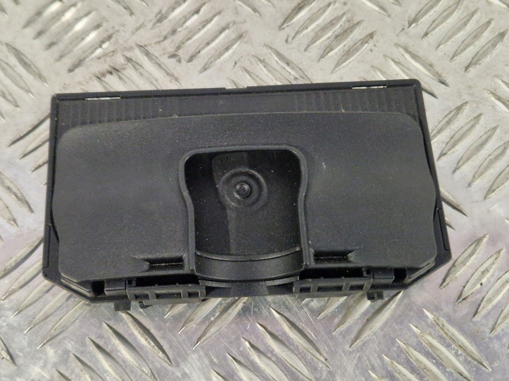 фото №1, Зарядний пристрій індукційна 8781452 bmw f06 f12 f13