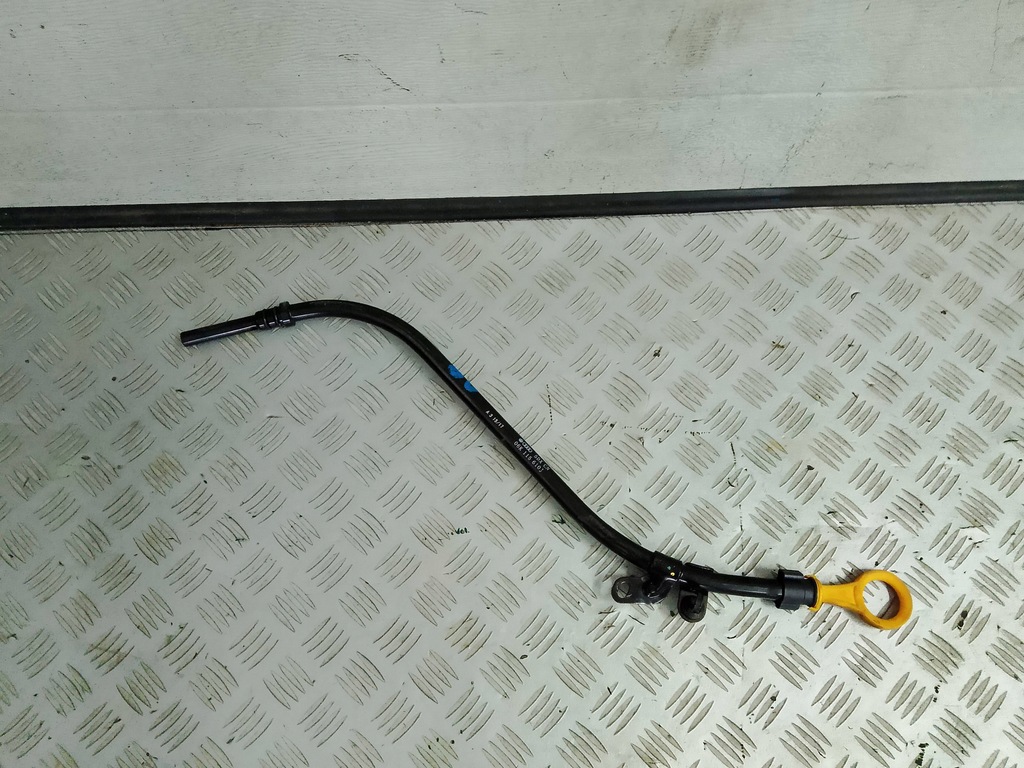 фото №1, Audi a8 d4 4h щуп щуп оливи 06k115610j