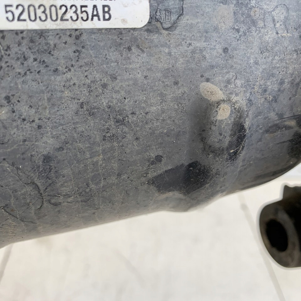 Защита бака насоса adblue комплект . jeep wrangler iv jl 2,2 дизель 20r в Украине