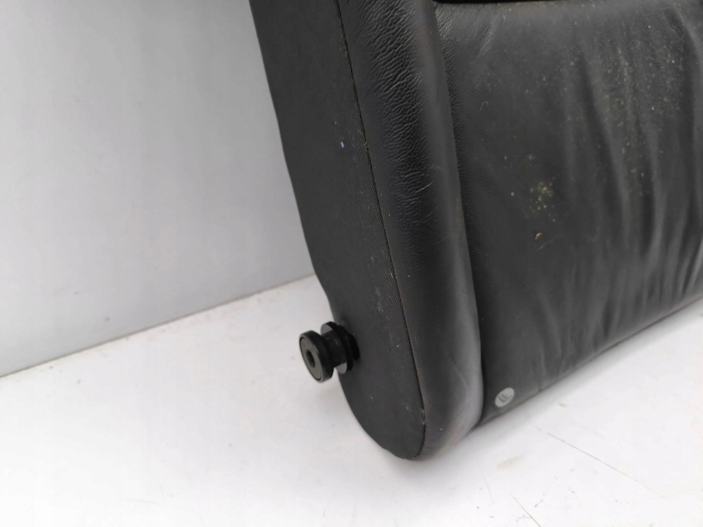 фото №7, Volvo v50 2009 права сторона сидіння задній