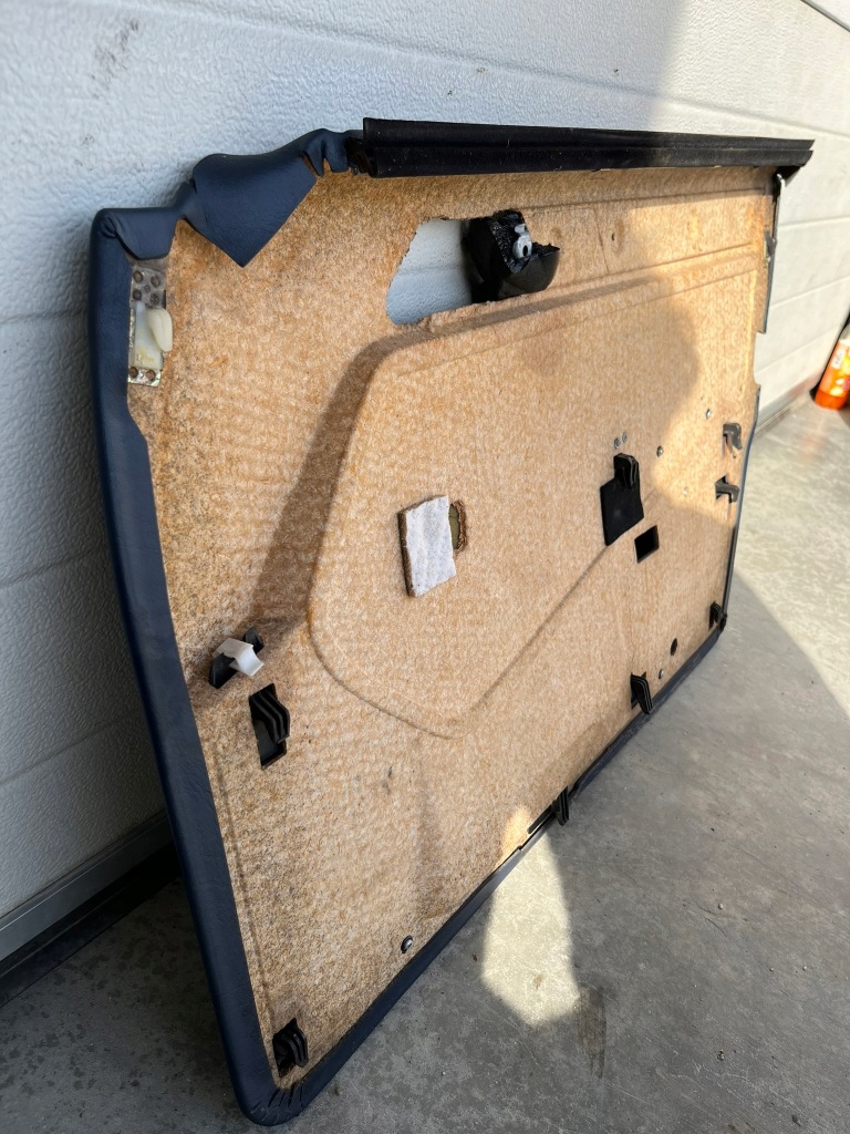 фото №8, Обшивка дверь левый перед niebieski sedan kombi mercedes w124 1247271370