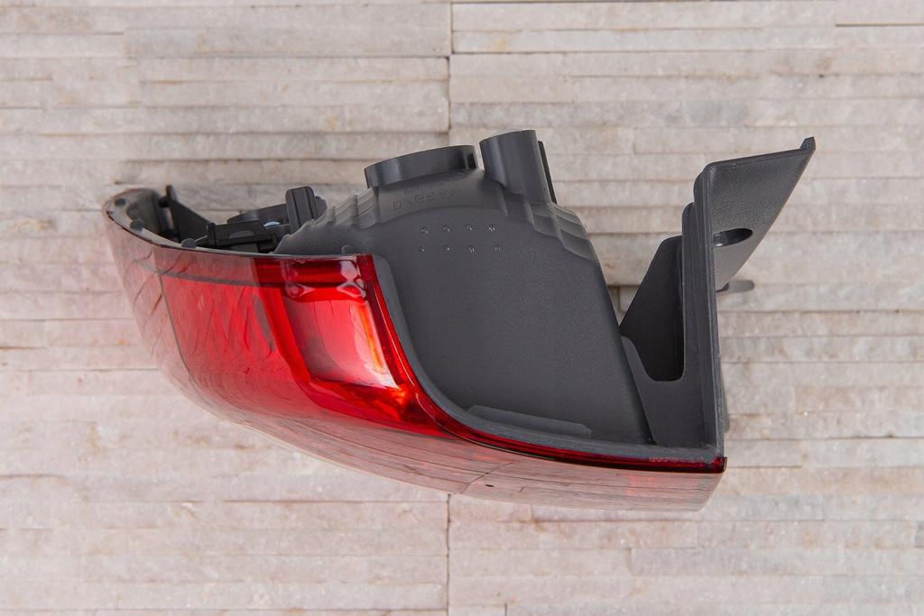 фото №8, Kia sportage ii je 2008 -2010 po faceliftingu лампа задняя левая 9240103000